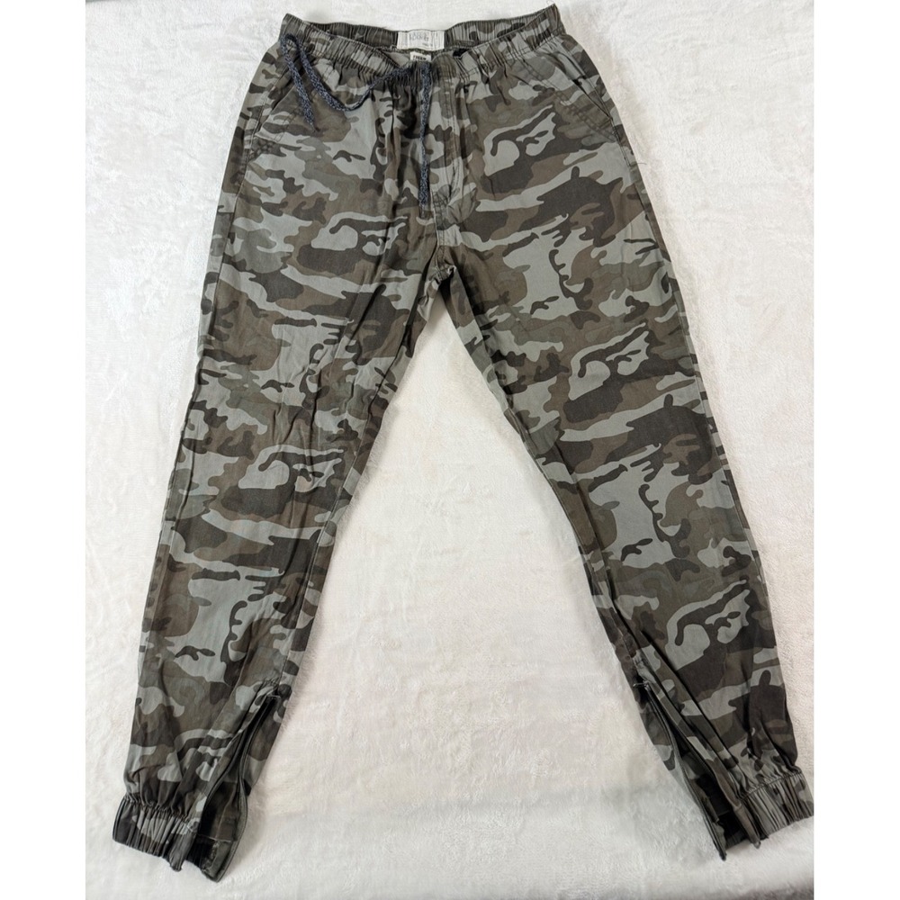 Free Planet Men's Camo Jogger Pants Elastic Waist Zip Ankle Casual Sz M
